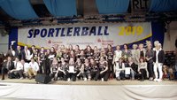 Abschlussfoto mit allen bei Sportlerball