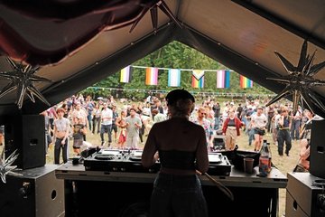 Musik unter freiem Himmel: Open Air im Friedenspark