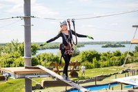 Im Kletterpark Markkleeberg können Abenteurer ihre Balancierkünste testen