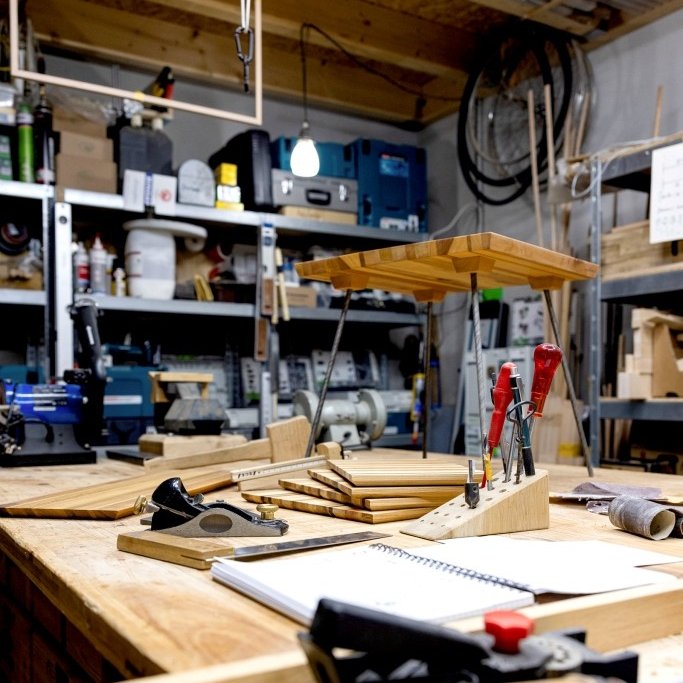 Holzreste werden zu neuen Werkstücken
