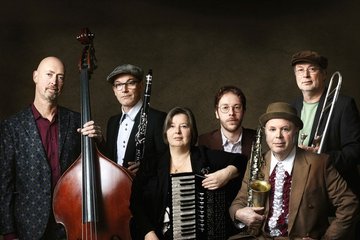 Die Amsterdam Klezmer Band zeigt sich offen für Einflüsse aus dem Jazz