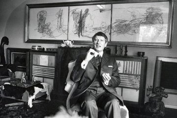 Gerhard Altenbourg, hier 1986 in seinem Künstlerhaus, wählte seinen Künstlernamen nach seiner Heimatstadt