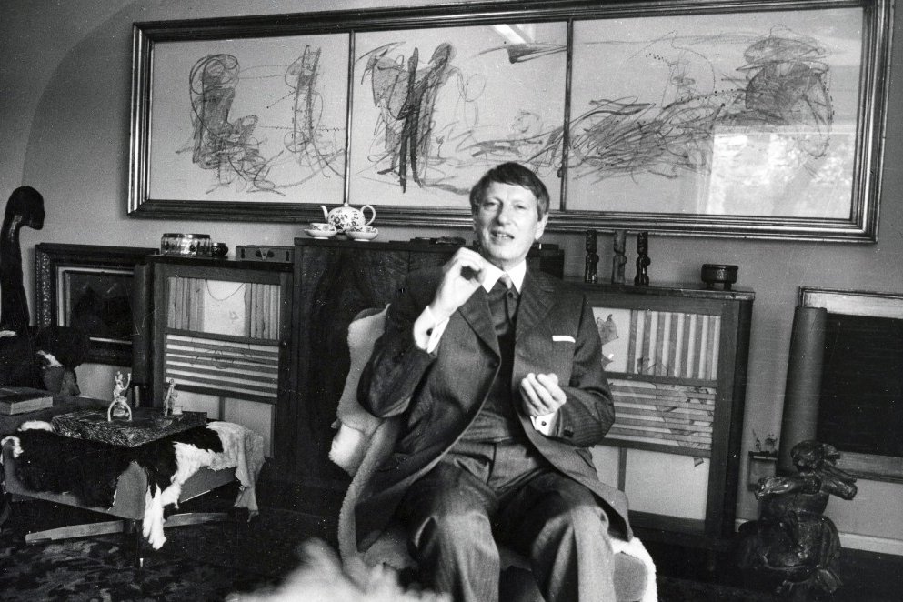 Gerhard Altenbourg, hier 1986 in seinem Künstlerhaus, wählte seinen Künstlernamen nach seiner Heimatstadt