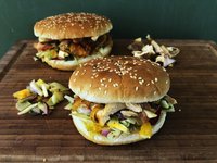 Pulled-Chicken-Burger Rezept