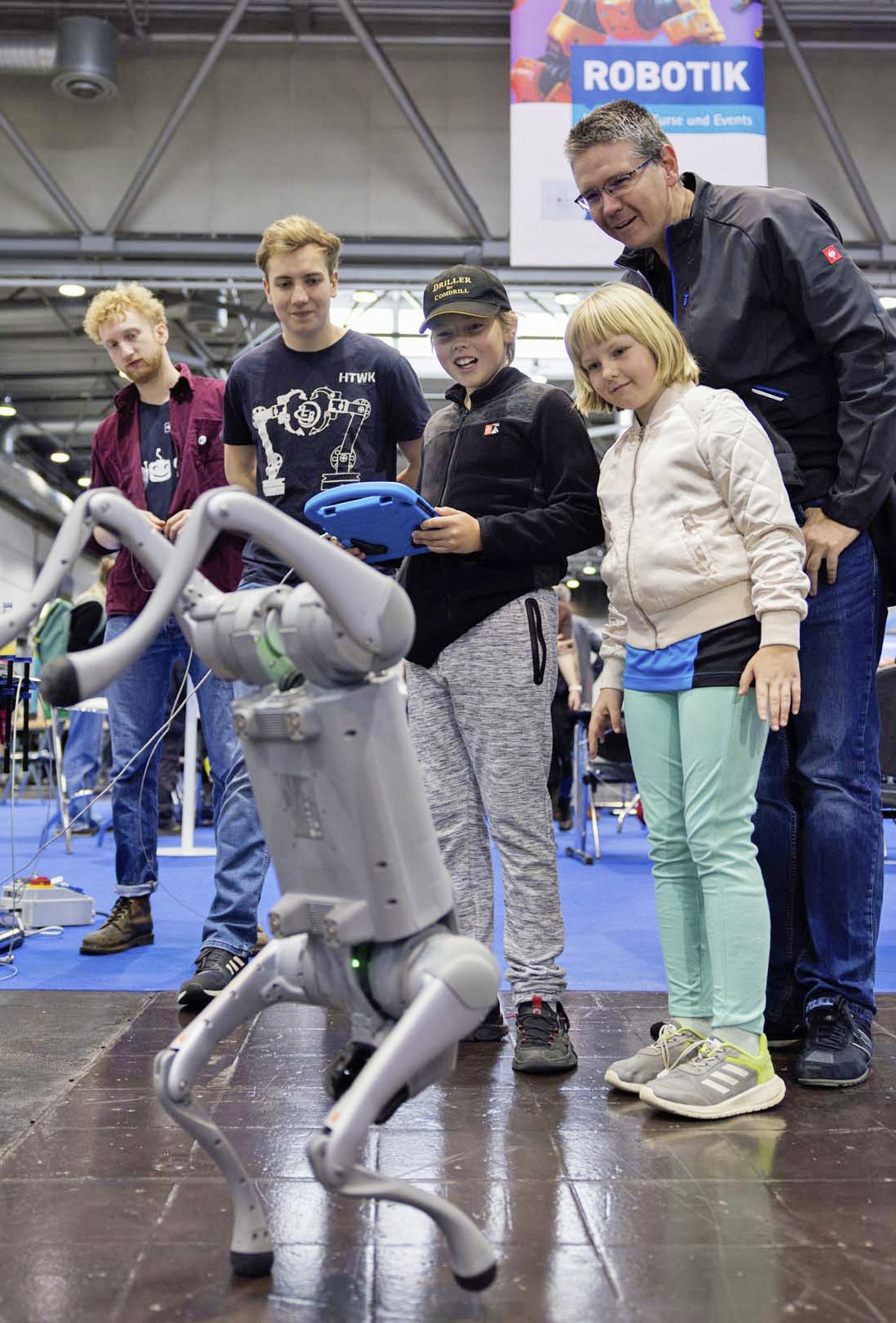 In der Technikwelt können Kinder Roboter programmieren und steuern