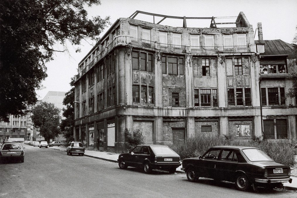 1990 war die Galerie Eigen + Art in der zerfallenden Zentralstraße 7 aktiv