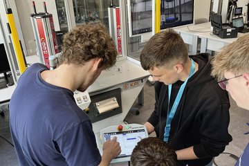 Einblicke in Robotik und industrielle Steuerungstechnik