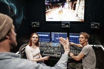 Beim Tag der offenen Tür am SAE Institute können Interessierte den Studienalltag hautnah erleben