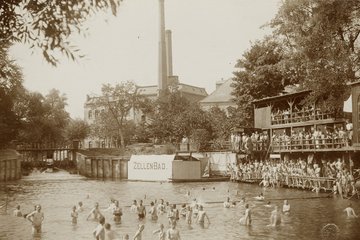 Um 1910: Das Flussbad in Lindenau (auch als Fuchs’sche Badeanstalt bezeichnet) befand sich an der Kleinen Luppe am Westrand des Palmengartens.