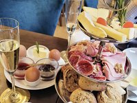 Frühstück im Café Gloria
