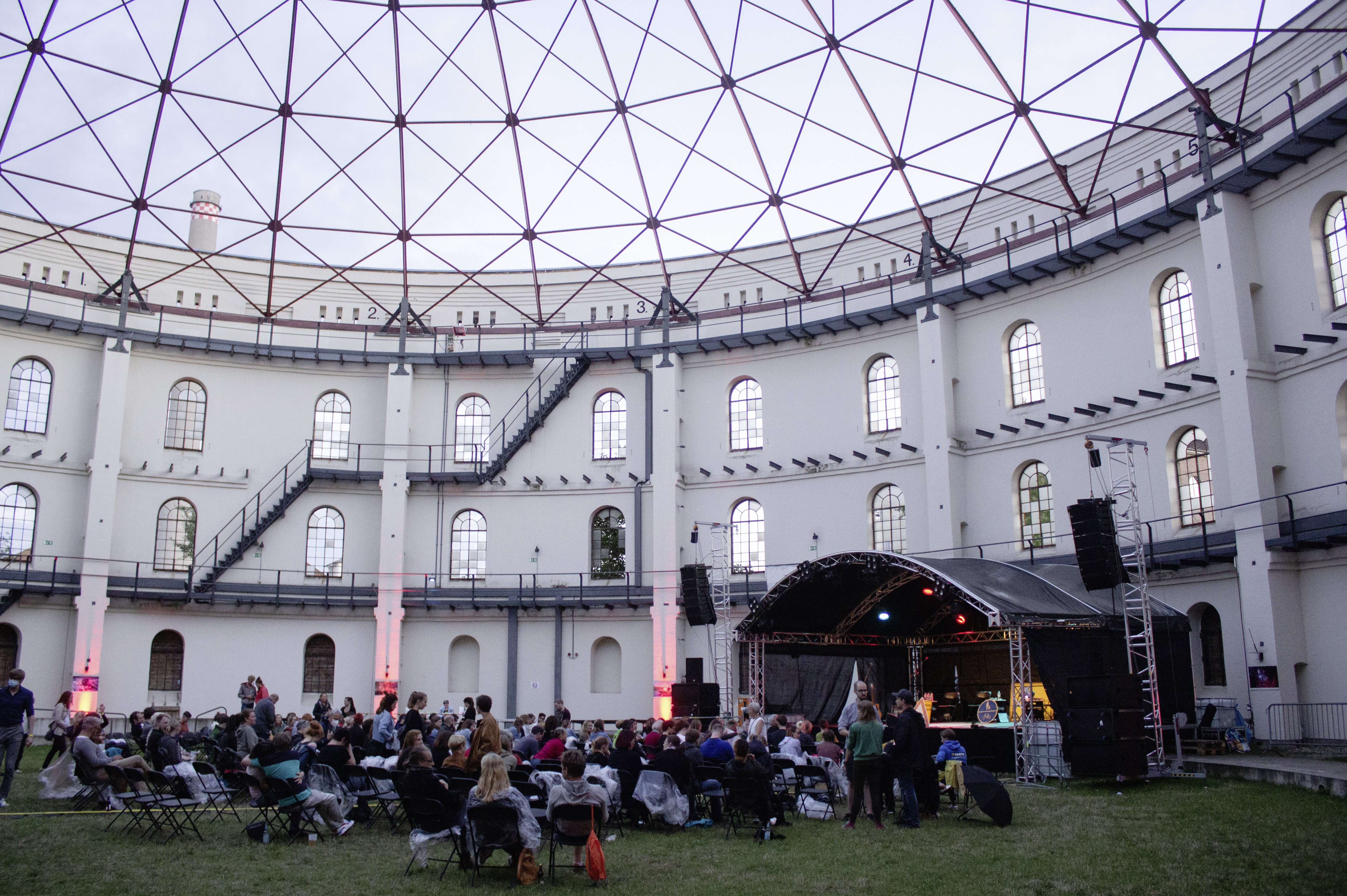 Sommerbühne am Panometer