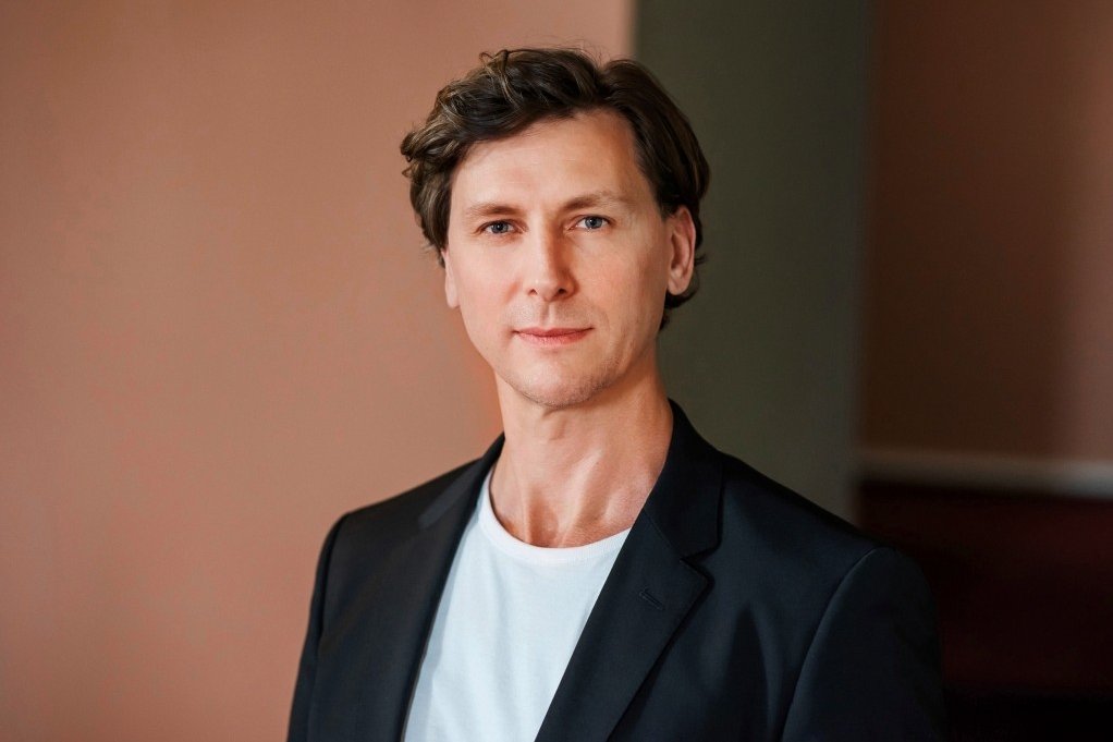 Ballett-Direktor Rémy Fichet lässt sein Ensemble auch choreografisch arbeiten