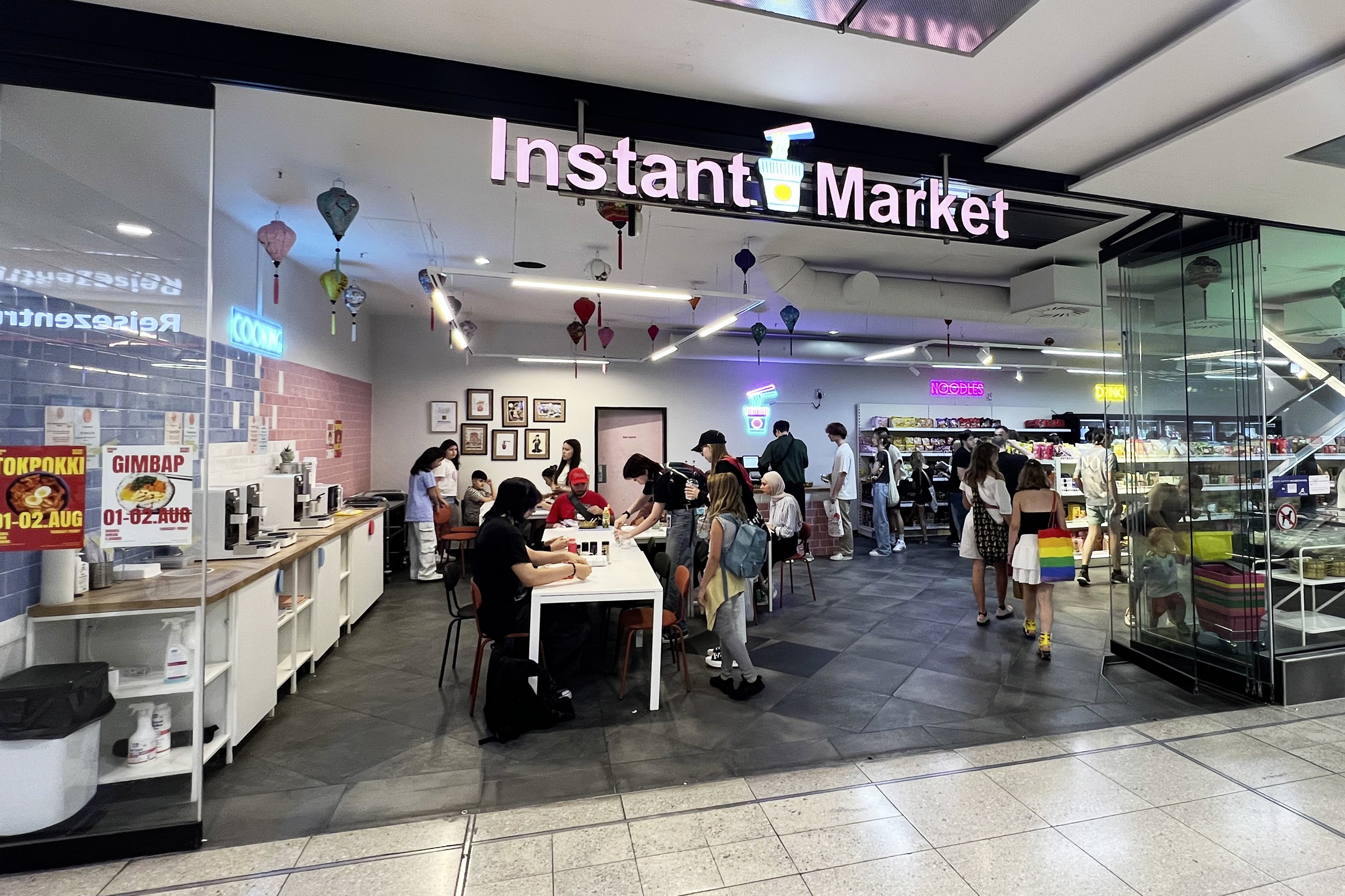Instant Market