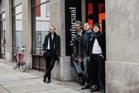 Brian Völkner (links) zieht mit Band in den Kupfersaal