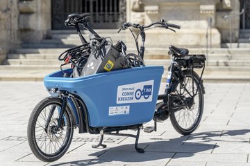 zusehen ist ein Lastenrad  