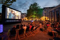 Freiluft-Filmgenuss im perfekten Ambiente einer Sommernacht