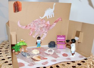 Bastel-Dino Familie Langlotz