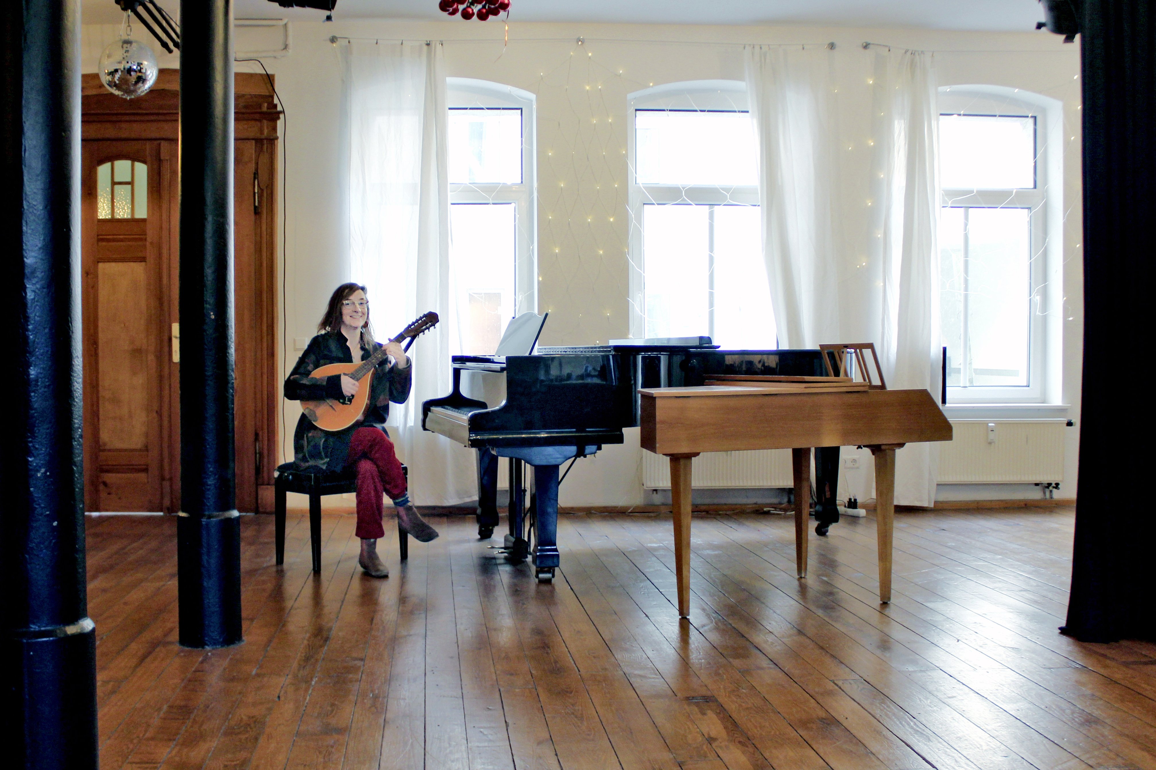 In der Kleinen Musikschule Lindenau wird Folkmusik zum Leben erweckt