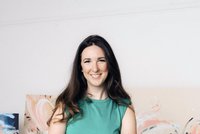 Kam über Umwege nach Deutschland und zur Kunst: Malerin Diana Alb