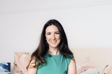 Kam über Umwege nach Deutschland und zur Kunst: Malerin Diana Alb