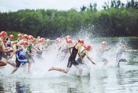 Kinder und Jugendliche sind beim Leipziger Triathlon zahlreich vertreten