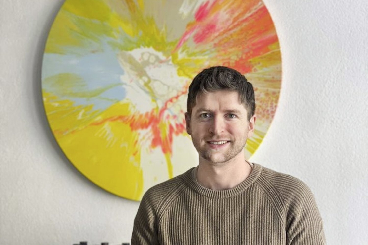 Bei Danny Zuber entstehen Spin-Painting-Kunstwerke