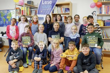 Leseclub Gruppenfoto