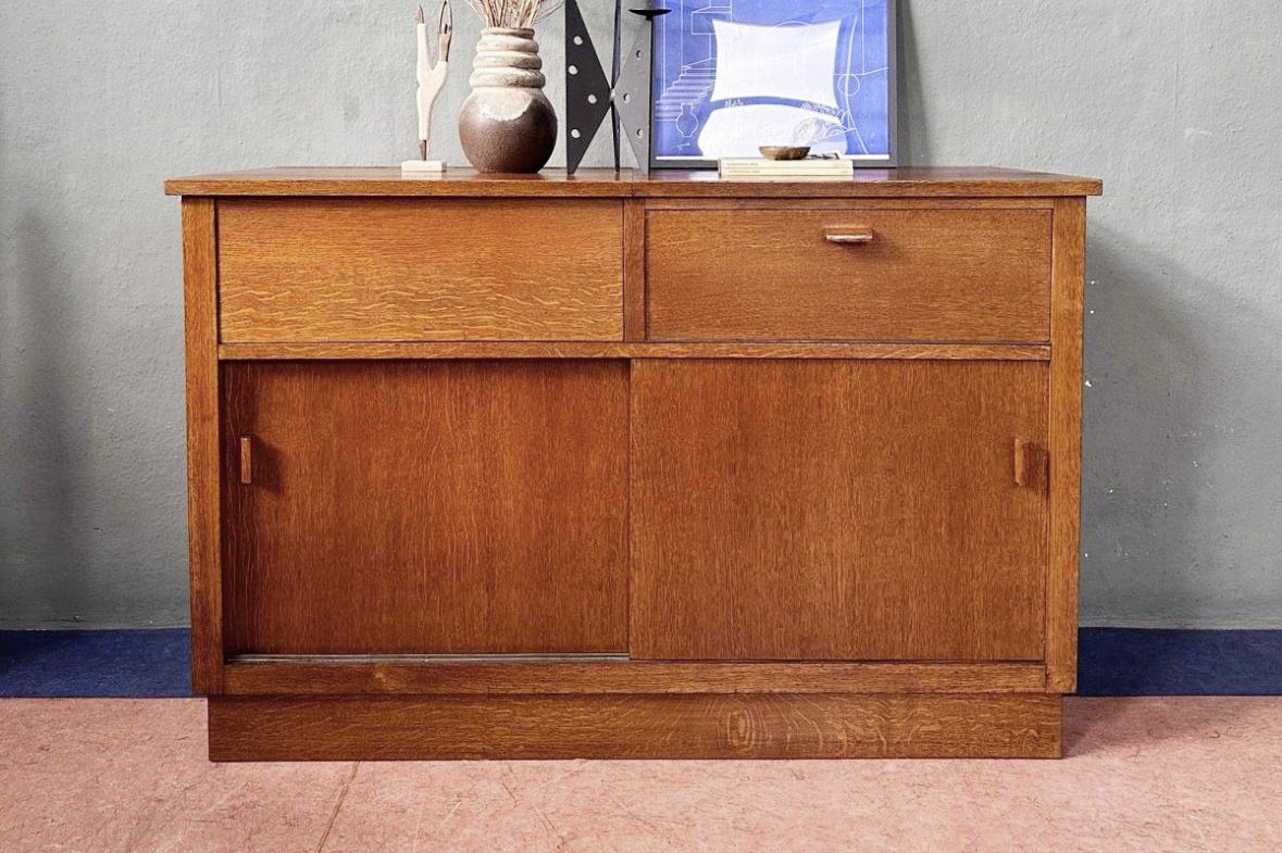 Klare Formen und Holz in Erdtönen – das zeichnet Mid-Century-Möbel aus