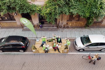 Der Umweltbund Ökolöwe setzt sich ein für Parks statt Parkplätze