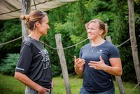 Marie Branser (rechts) mit Katja Junghans (Olympiasport Leipzig)