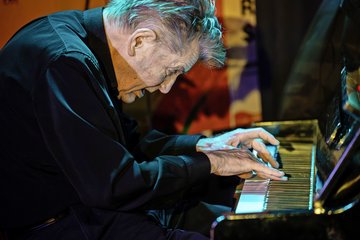 Alexander von Schlippenbach gehört zu den Pionieren des europäischen Free Jazz