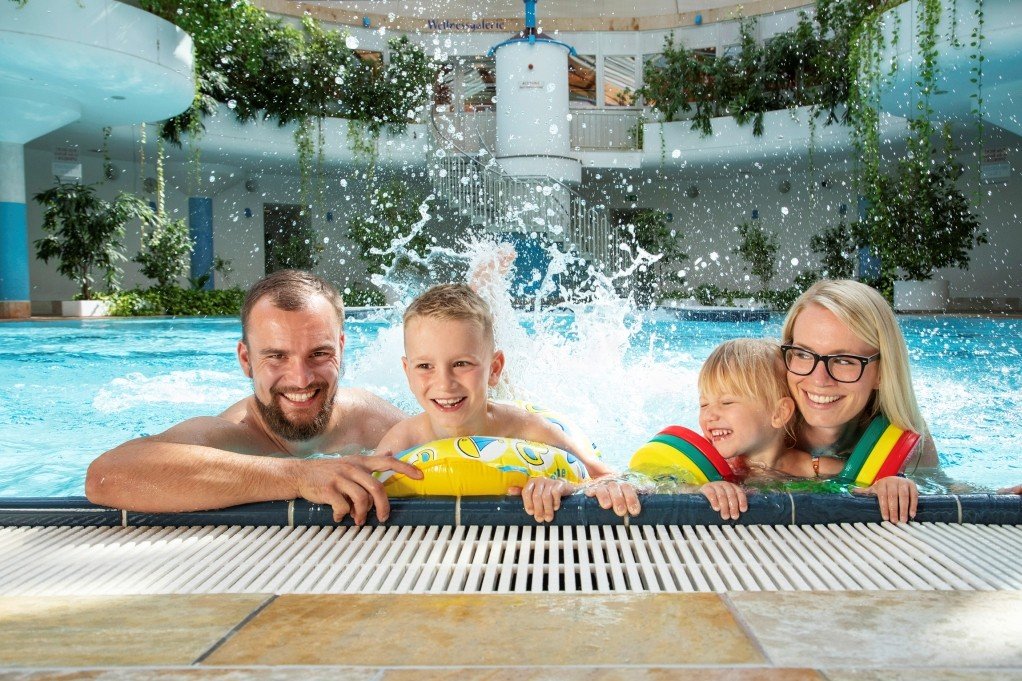 Das Riff bietet Badespaß und Wellness für die ganze Familie