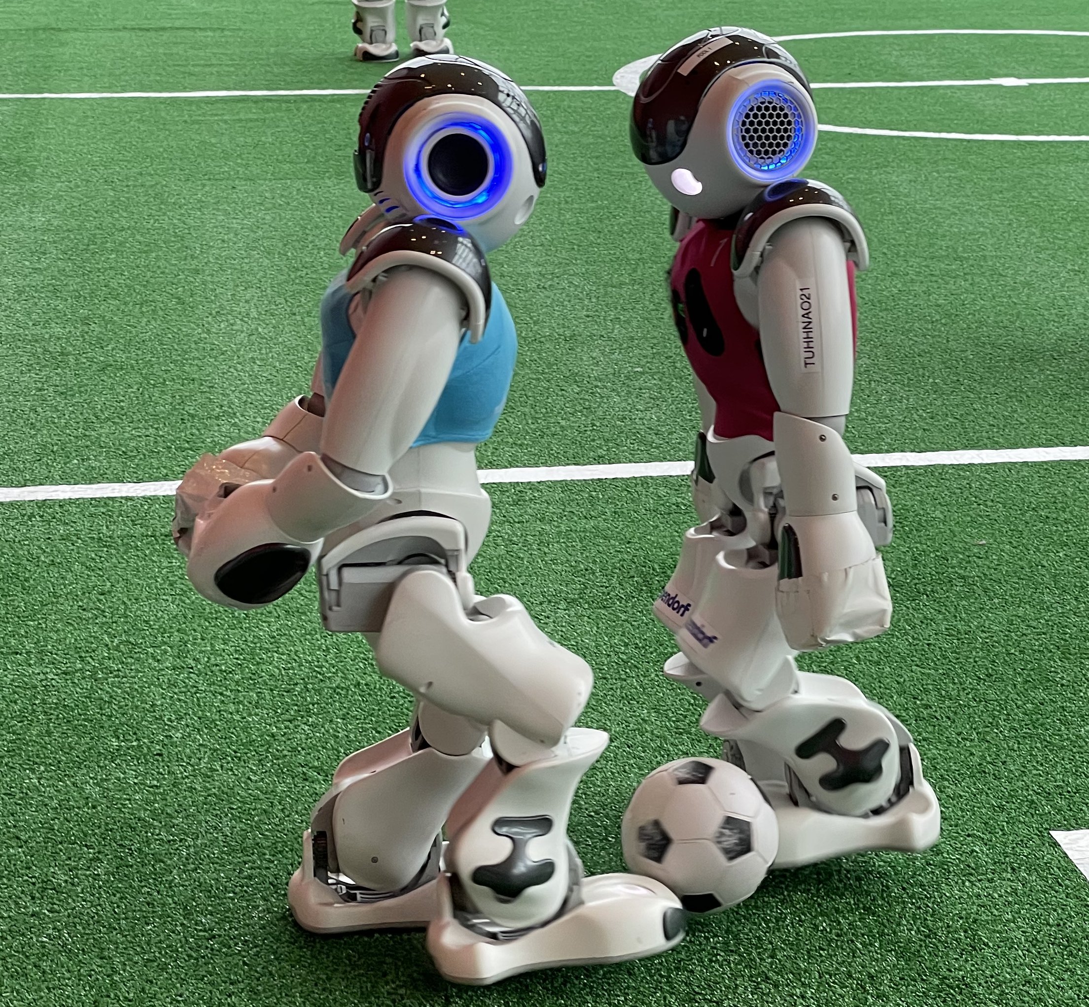 NAO-Roboterfußball