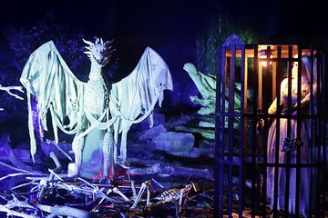 Gruselige Gestalten erwachen an Halloween im Bergzoo zum Leben