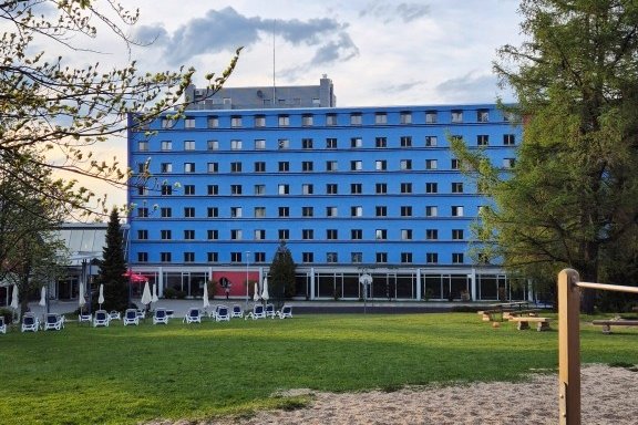 Zwischen Wald und Weitblick: das Familienhotel Am Bühl – Das Blaue Wunder