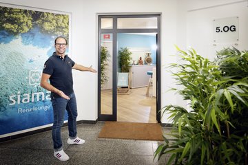 Michael Riebel, Geschäftsführer von Siamar Reisen, liebt ferne Länder und andere Kulturen