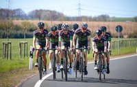 Patrick Reißig mit Teamkollegen