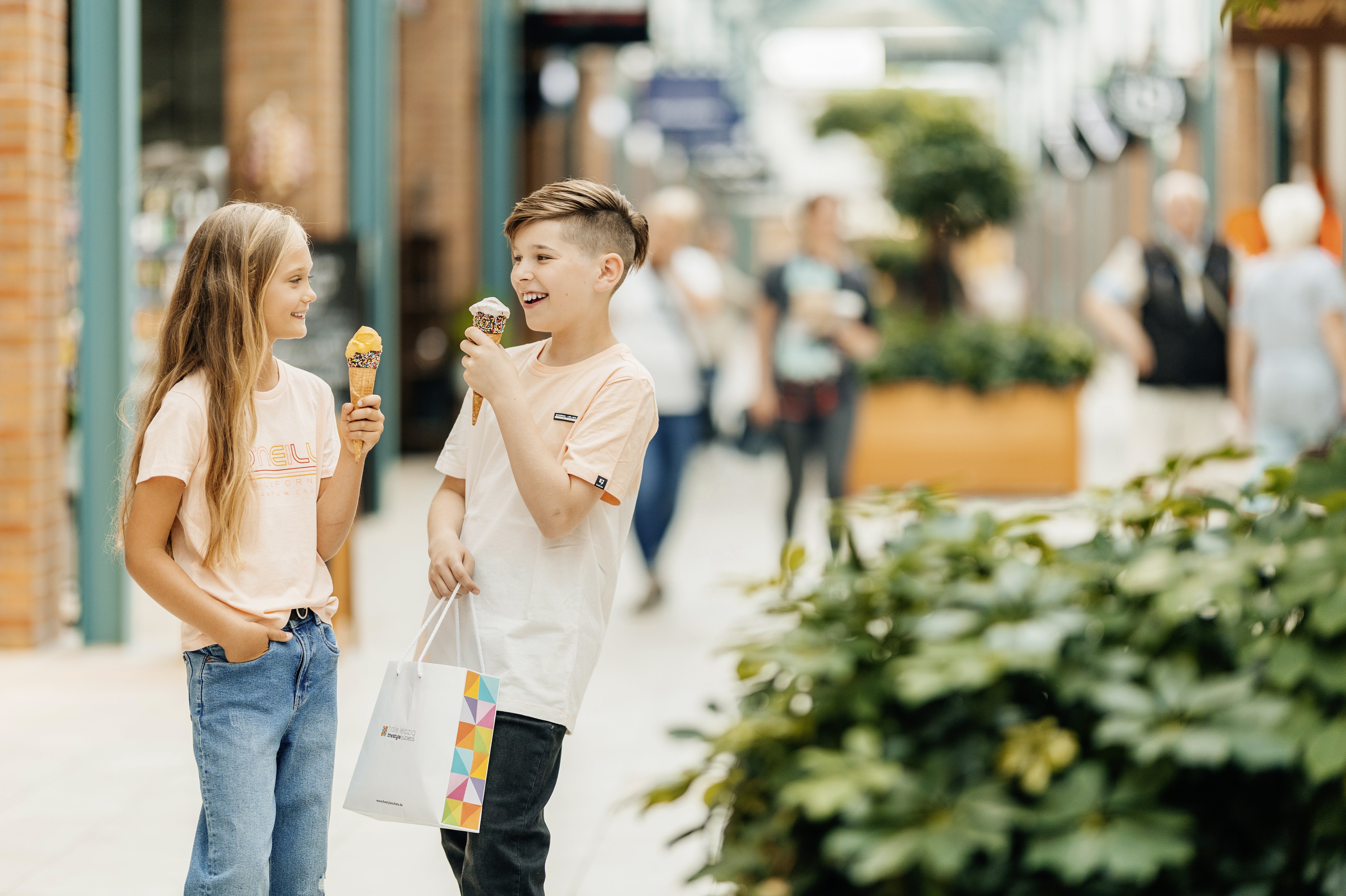 Eis essende Kinder
