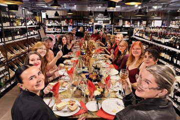 Weinverkostung im REWE Härzschel – ein Abend mit Genuss und Austausch