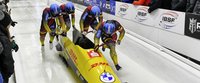 Felix Straub, mit seinem Team beim Bobstart 