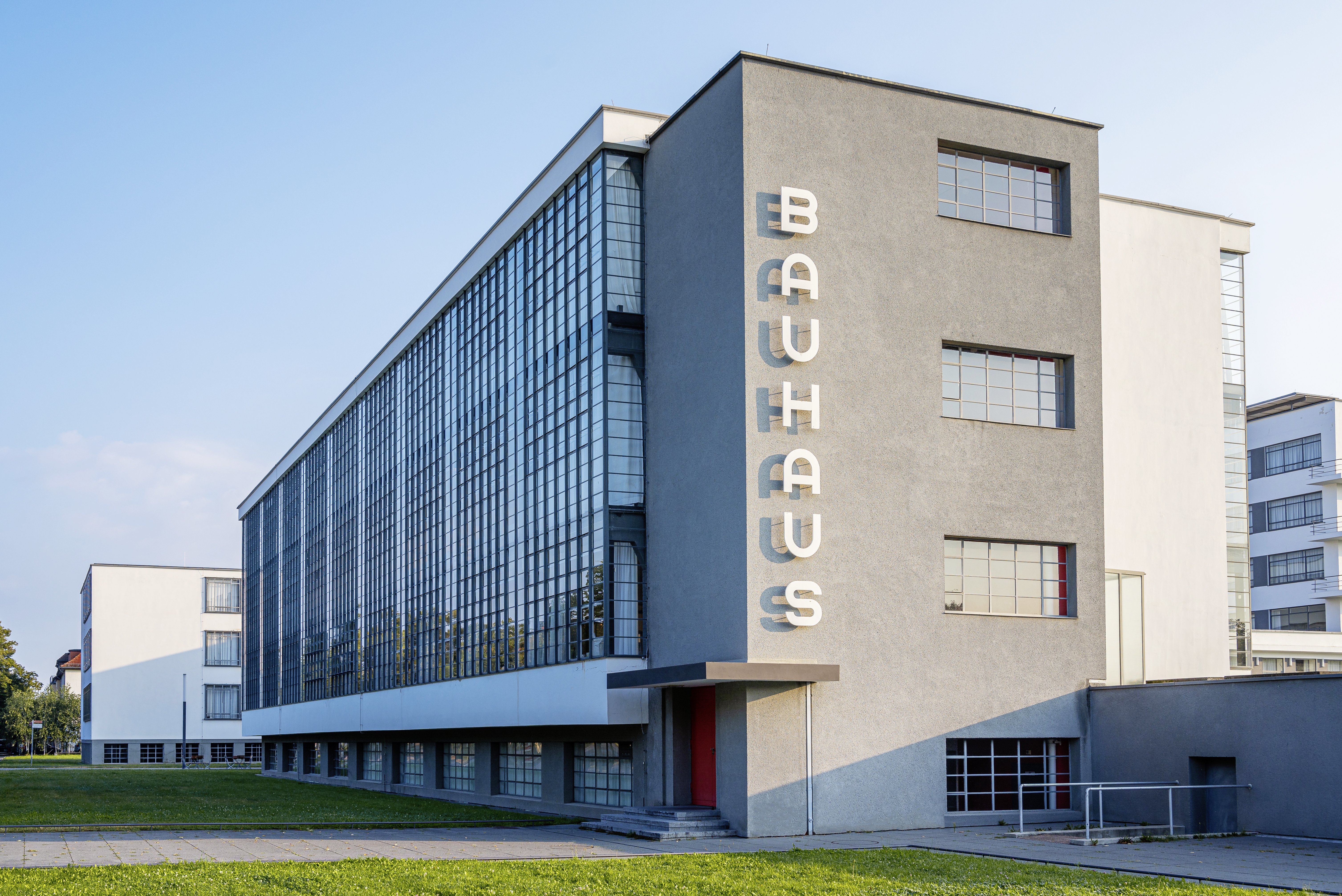 Ikone der Moderne: das Bauhausgebäude in Dessau