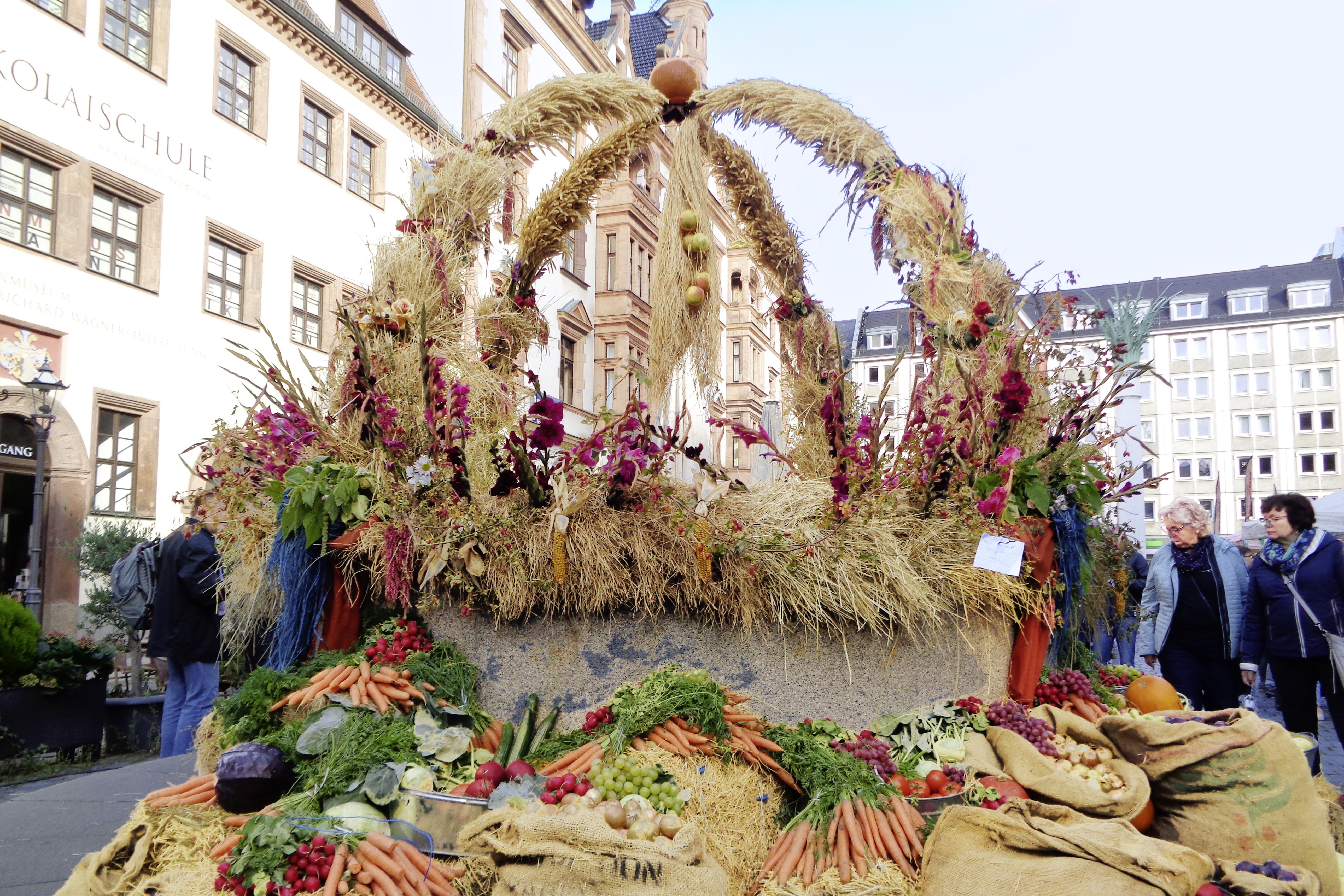 Der Erntebrunnen