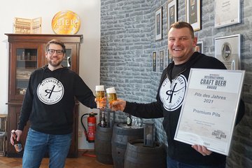 Altenburger-Premium Pils Bier des Jahres und Platinmedaille