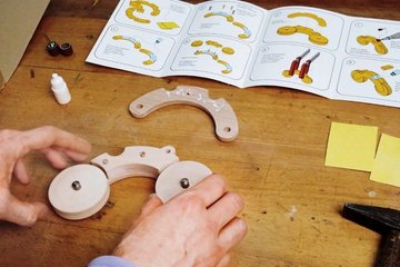 Sein eigenes Spielzeugfahrrad bauen: Mit dem neuen Bausatz von rasant wird das möglich